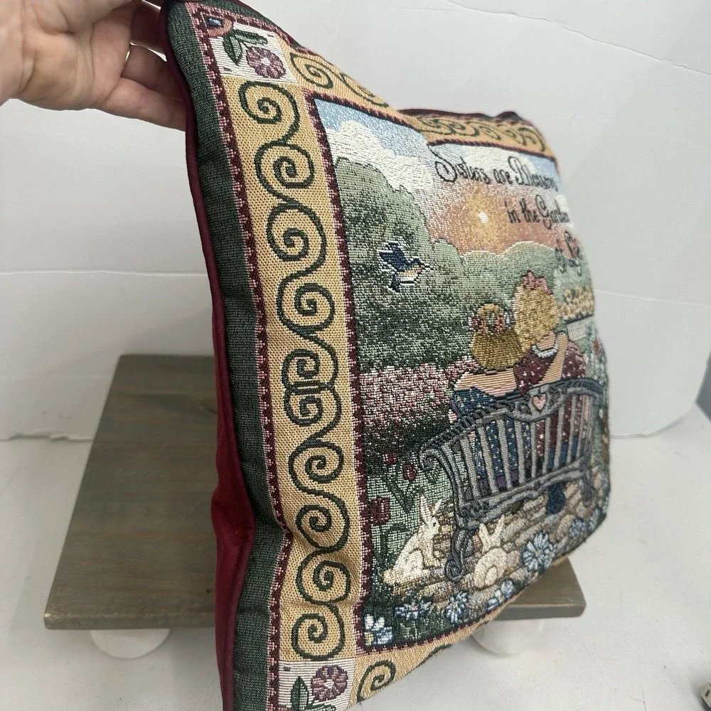 Throw Pillow American Weavers Tapestry Garden Sisters‎ Love Gift 15